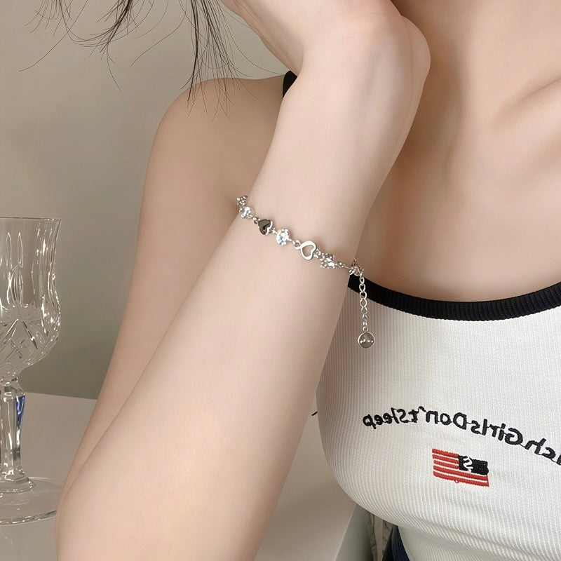 Amore Radiant Heart Link Bracelet - Effortless Elegance Jewelry⁠