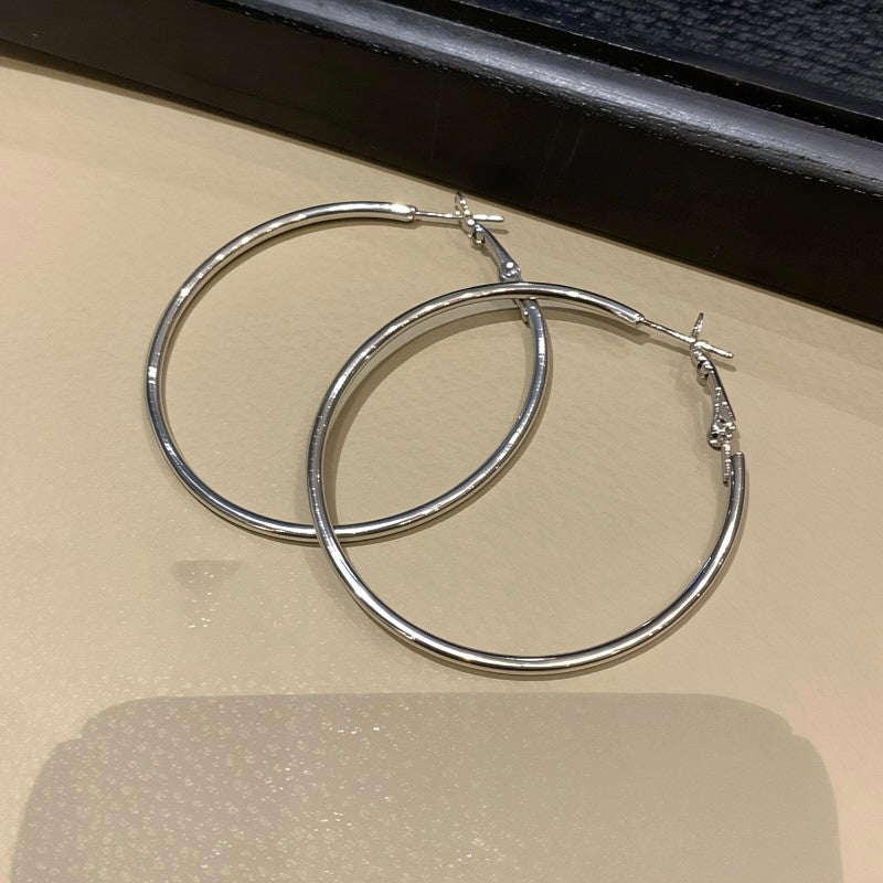Minimalist Mirror-Polish Statement Hoops - Effortless Elegance Duo-Size Earrings