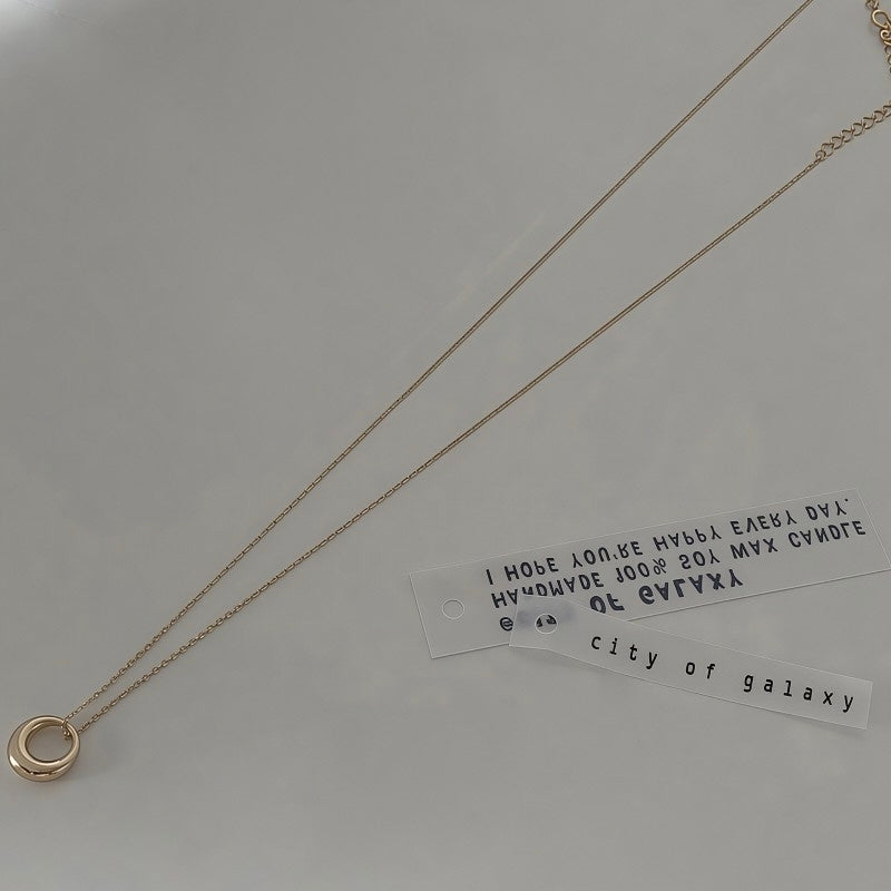 Minimalist Interlocking Ring Necklace - Polished Gold & Silver Geometric Pendant⁠