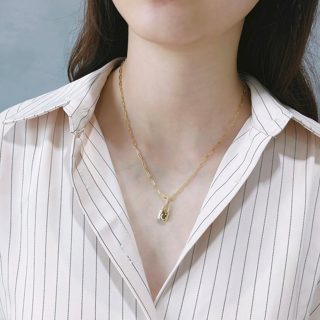 Modern Gold Lock Pendant Necklace | 18K Gold Plated Chunky Chain