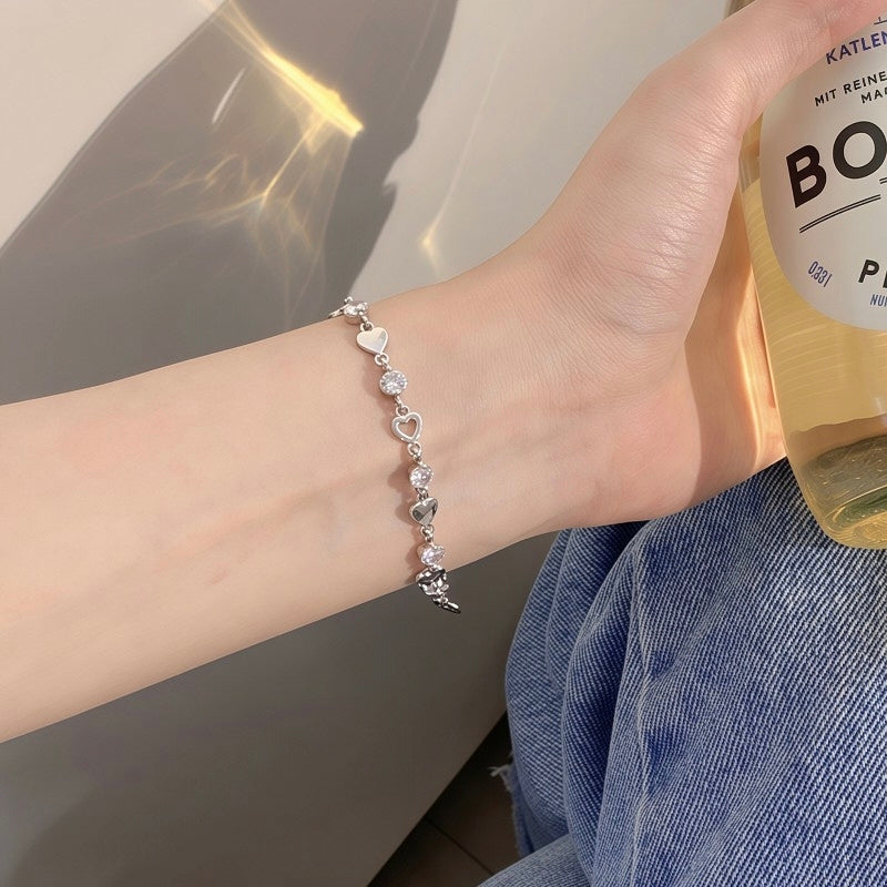 Amore Radiant Heart Link Bracelet - Effortless Elegance Jewelry⁠