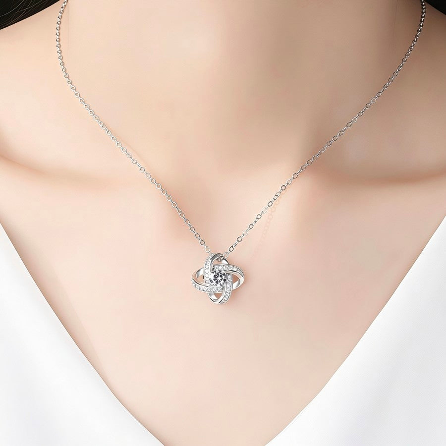"Eternal Bond" Grandma Heart Necklace⁠