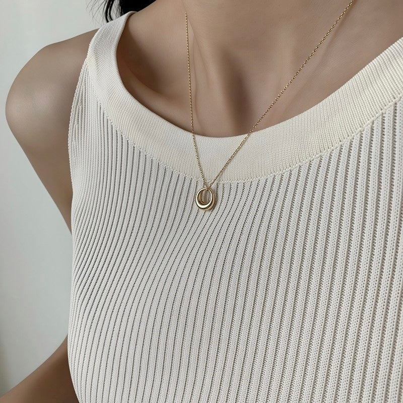 Minimalist Interlocking Ring Necklace - Polished Gold & Silver Geometric Pendant⁠